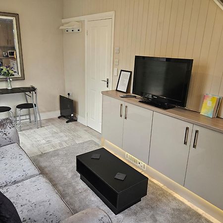 Carlisle Central, Cute Studio Appt, The Cupboard Экстерьер фото