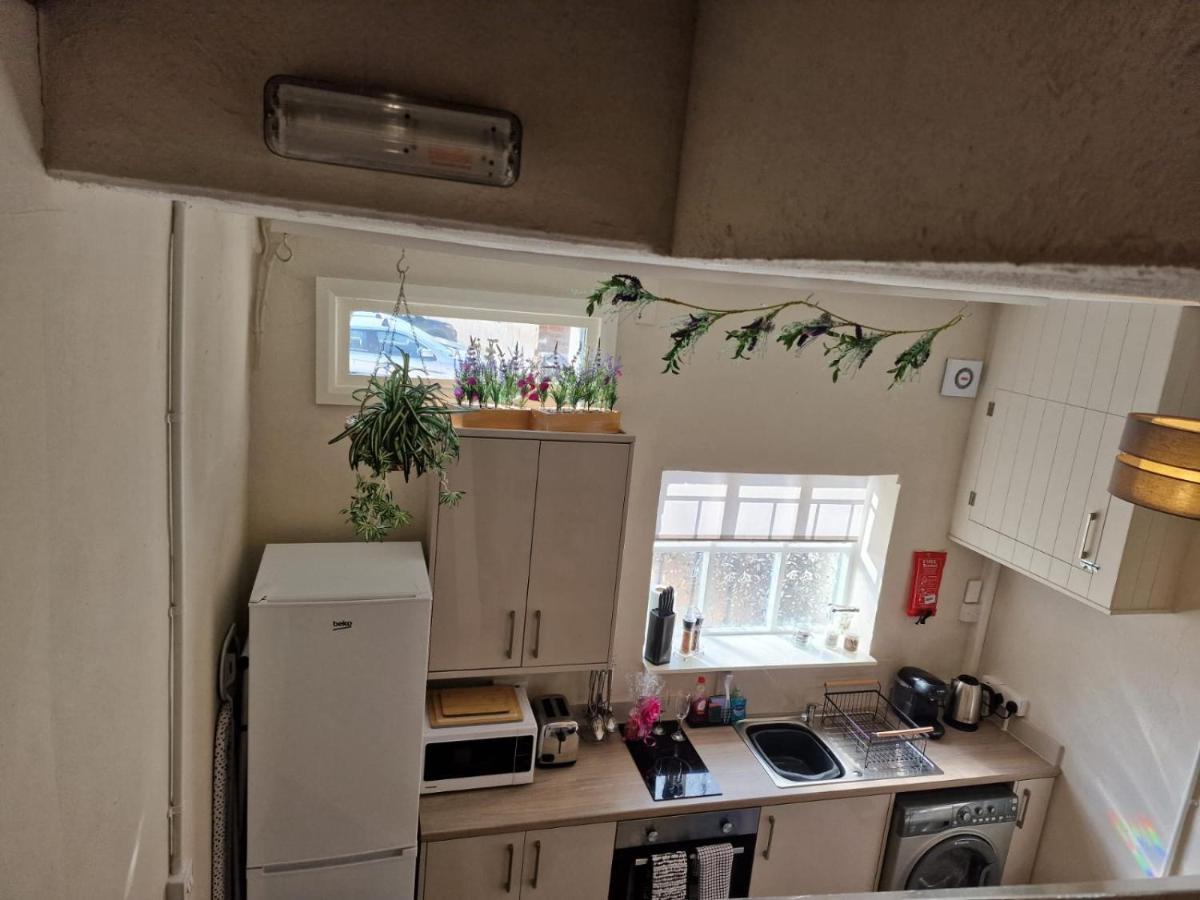 Carlisle Central, Cute Studio Appt, The Cupboard Экстерьер фото