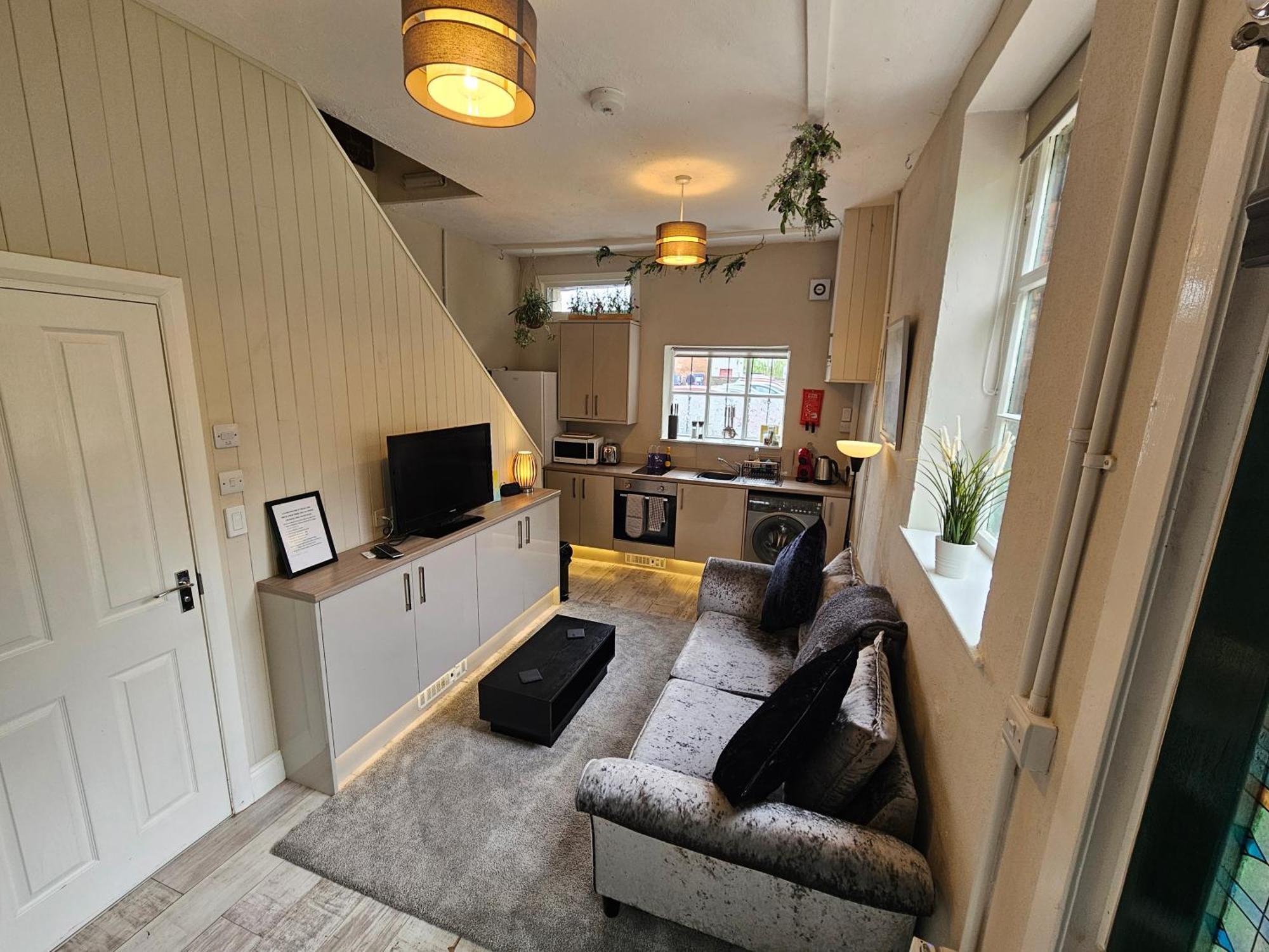 Carlisle Central, Cute Studio Appt, The Cupboard Экстерьер фото